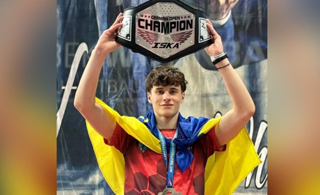 Спортсмен із Мелітополя здобув дві медалі на міжнародному турнірі з кікбоксингу