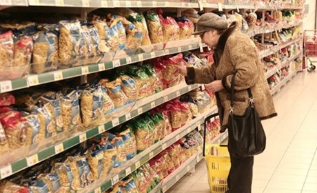 Мешканці Мелітополя скаржаться на якість російських продуктів