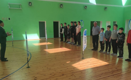 У Скадовську окупанти вчать дітей керувати дронами: спорт чи військова підготовка
