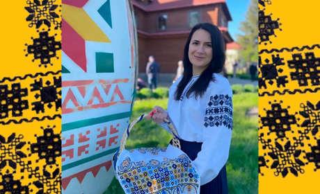 «Своя» вишиванка: як гадячанка Людмила Шкаревська відтворила гадяцьку сорочку столітньої давнини