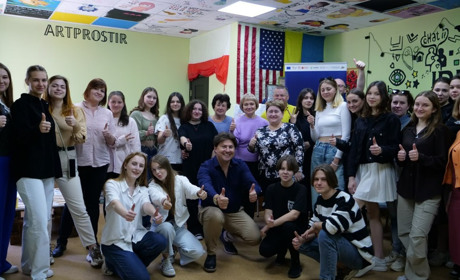 Діалог поколінь: молодь та влада обговорили "європейське" майбутнє міста