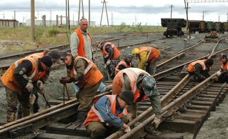 Залізниця з Криму через Мелітополь вже працює у тестовому режимі: коли чекати потяги з технікою