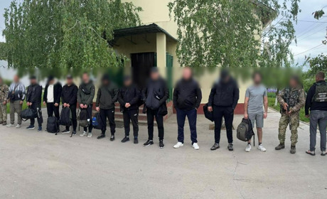 Через Старокозаче "команда" з 11 чоловіків збиралася перетнути українсько-молдовський кордон