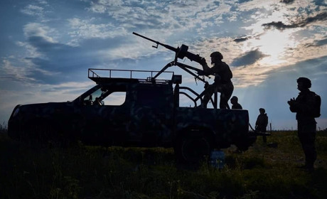 На Луганщині зафіксовано переміщення ворога. Росіяни пересуваються цивільними автівками