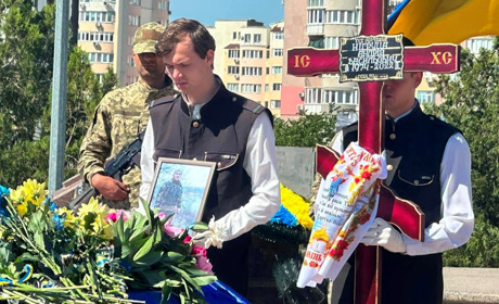 Южненська громада провела в останню путь 55-го воїна-земляка (ФОТО)