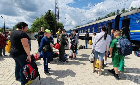 Обмаль донеччан скористалася можливістю евакуюватися на Волинь: 26 травня черговий рейс залізницею