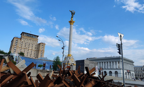 Білі каштани, світлі вогні, або Подорож до травневого Києва