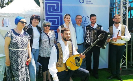 ДЕЛЕГАЦІЯ З НІЖИНА ВЗЯЛА УЧАСТЬ В БЛАГОДІЙНОМУ ФЕСТИВАЛІ ГРЕЦЬКО-УКРАЇНСЬКОЇ КУЛЬТУРИ