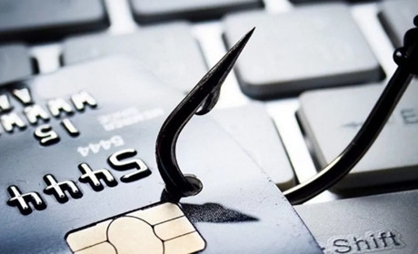 Працівник банку чи шахрай? Як розпізнати афериста за розмовою по телефону