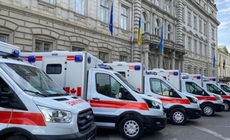 Херсонщина отримала автівки “швидкої” допомоги від Канадсько-Української фундації