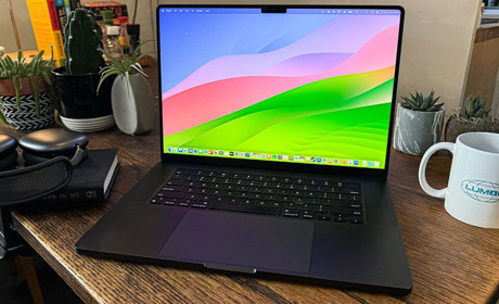 Найкращий, але суперечливий: переваги та особливості MacBook Pro