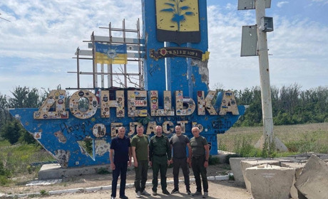 Делегація з Переяславщини відвідала воїнів 137-го батальйону ТрО на Донеччині