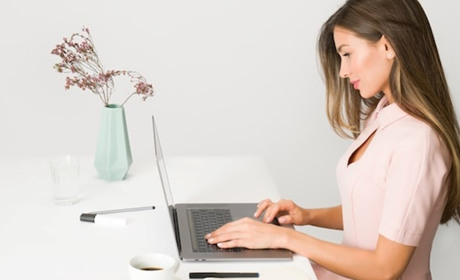 Які вакансії пропонують у Старокостянтинові: добірка цього тижня