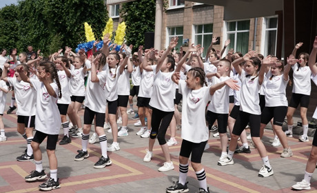 Концерт до Дня захисту дітей в Барі: Повне відео виступів