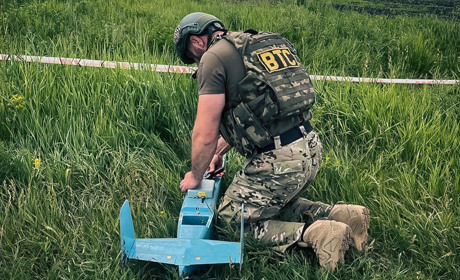 На прикордонні Сумщини вибухотехніки поліції знищили ворожий безпілотник