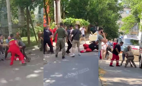 В Одесі співробітників швидкої утримували у військкоматі: колеги вимагають справедливості