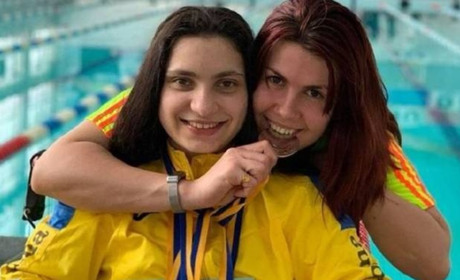 Спортсменка з Попасної Ганна Поліщук здобула дві медалі на змаганнях з паралімпійського плавання