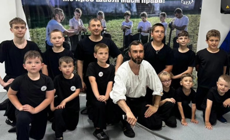 Словом і шаблею. Для молоді Глухова відбувся патріотичний захід