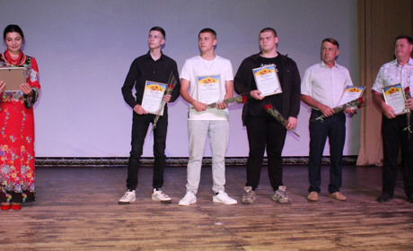 У Гадячі відзначили учасників волонтерської групи "Тепло душі"