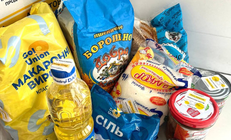ВПО Глухівської громади продовжують видавати продуктові набори. Що в них?