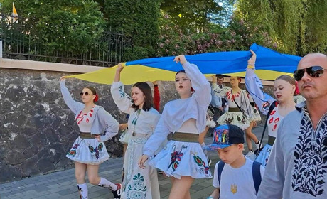 Жовтоводський ансамбль танцю "Світанок" виступив на Міжнародному чемпіонаті "Top fest"