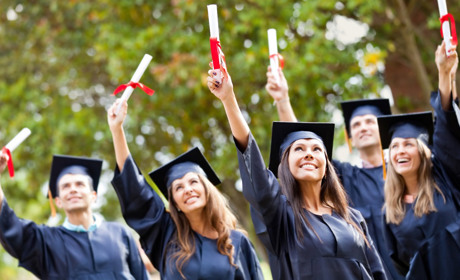 Не прогавте свій шанс: стипендійна програма для українців в польських університетах