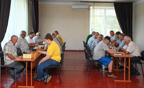 У Кагарлицькому МЦКД пройшов відкритий шаховий турнір до Дня Конституції України