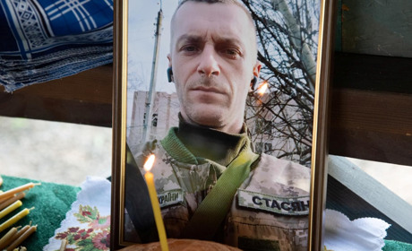 Нікополь попрощався з Героєм Станіславом Мудрим