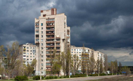 На Луганщині окупанти продовжують привласнювати "безгоспне" майно українців. Перелік адрес