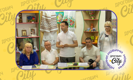 Завершення навчання в Університеті Третього Віку в Трускавці: успіх для людей 60+