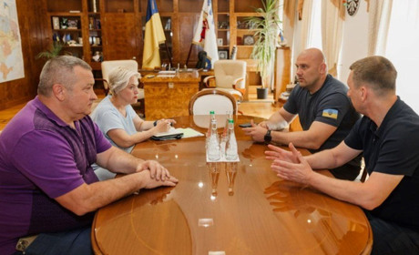 Голова ДніпроОВА обговорив ціну на воду з очільниками Марганецької та Покровської громад