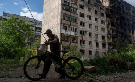 Готові та хочуть виїжджати. Скільки людей залишаються у Торецьку?