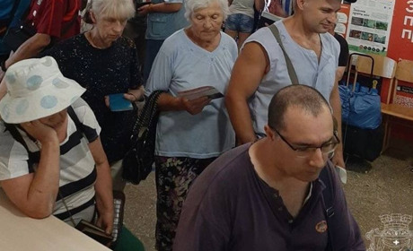 У Покровську БО World Central Kitchen забезпечила гарячими обідами людей, які евакуюються