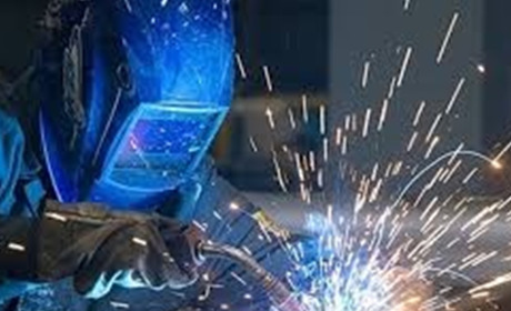 Робота у Старокостянтинові: що пропонують роботодавці та скільки готові платити