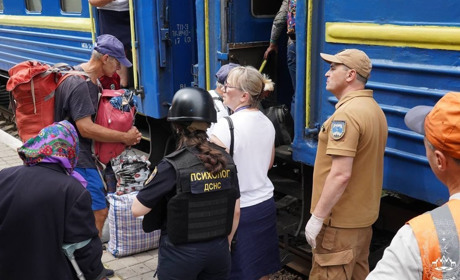 Рятівний шлях до безпеки: 13 липня вирушає черговий евакуаційний потяг з Донеччини до Волині