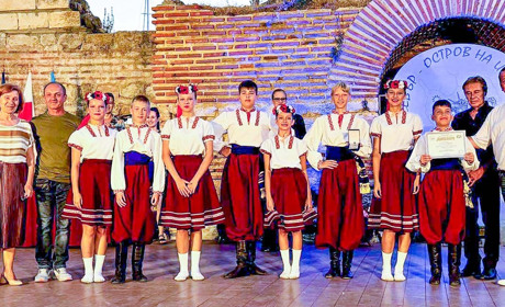 Кагарлицький «Дивограй» підкорює міжнародну сцену: яскрава перемога на фестивалі в Болгарії