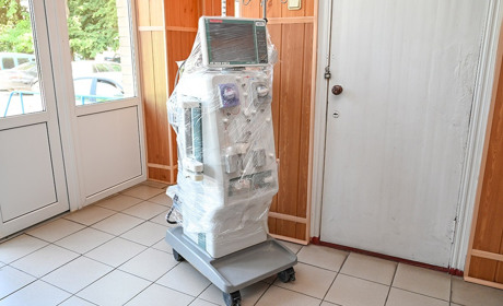 Апарат для гемодіалізу для Кагарлицької БПЛ: підтримка медицини від благодійників