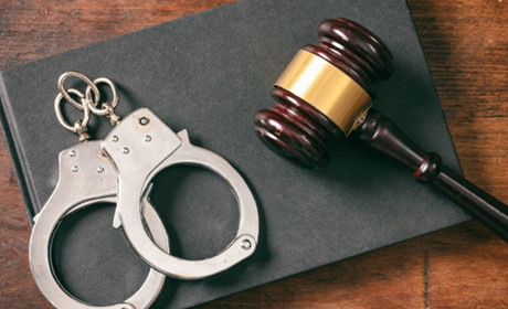 Вирок Феміди: екс-посадовця з Луганщини засуджено до 8 років позбавлення волі