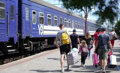 21 липня евакуаційним потягом з Донеччини виїхало 84 жителя. Яку разову грошову допомогу отримали