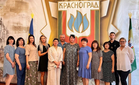 Сім’я з Краснограду вирішила стати патронатними батьками: з ними провели співбесіду