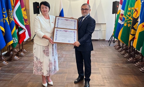 Окупанти внесли новий прапор та герб Мелітополя в Державний геральдичний реєстр РФ