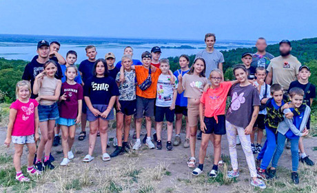 Екскурсії, майстерки, тренування: подарунок кагарлицьким борцям та пластункам від «Променів DEFO»