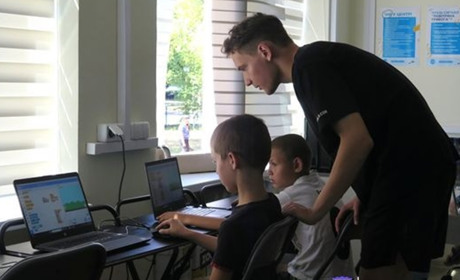 У Жовтих Водах відкрили цифровий освітній центр для дітей