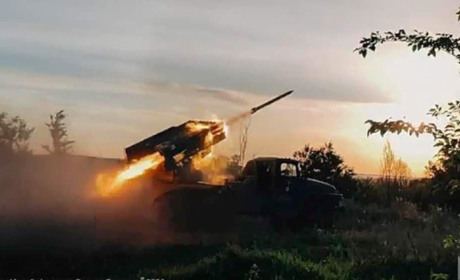 ЗСУ стримують навалу ворога поблизу Андріївки, Невського та Макіївки. Що відбувається на фронті