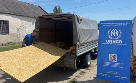 У Марганецькій громаді триває видача гуманітарної допомоги