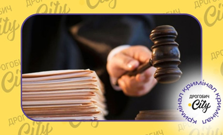 Стоматологу з Трускавця присудили 240 годин громадських робіт через перелом ноги пацієнтки