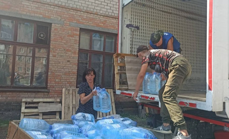 У Марганецькій громаді триває видача гуманітарної допомоги