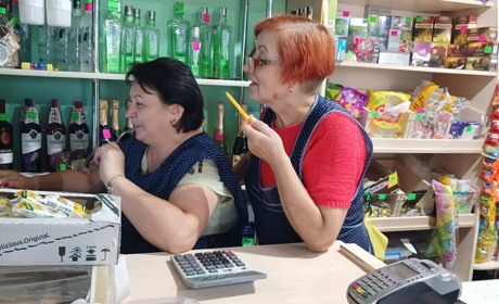 «Не залежу від графіків»: у Первомайську на Миколаївщині господар встановив гібридну сонячну станцію