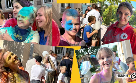 Яскраві моменти Holi-fest у Ніжині