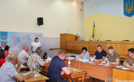 У Марганці провели позачергове засідання виконавчого комітету